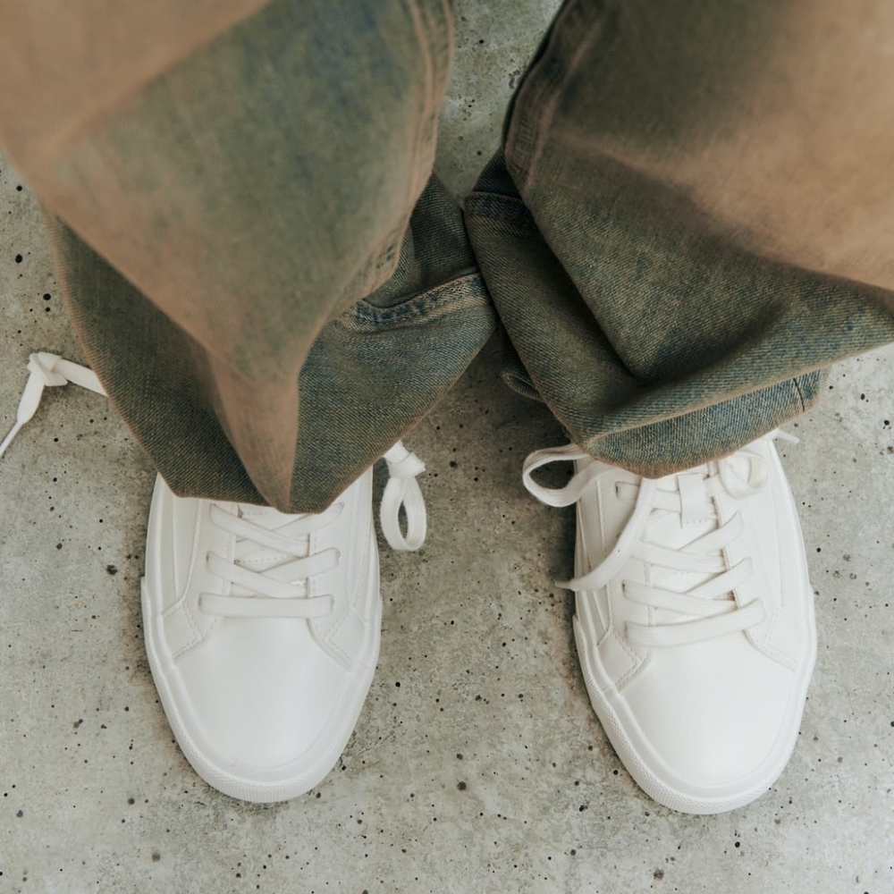 Zara White Women's Athletic Sneakers